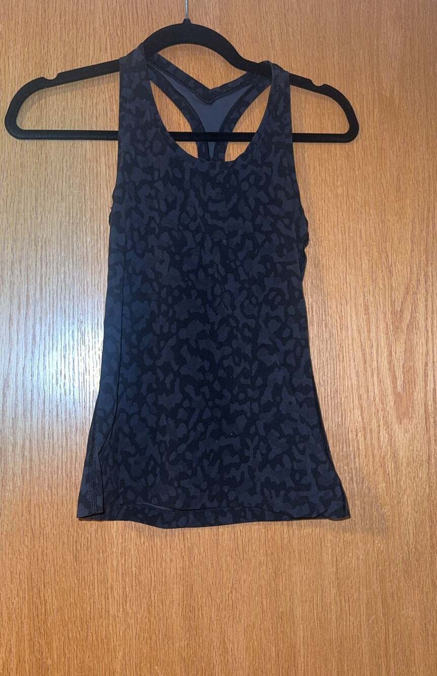 Lululemon Cool Racerback Tank CRB Black Gray Cheetah Camo Size 4
